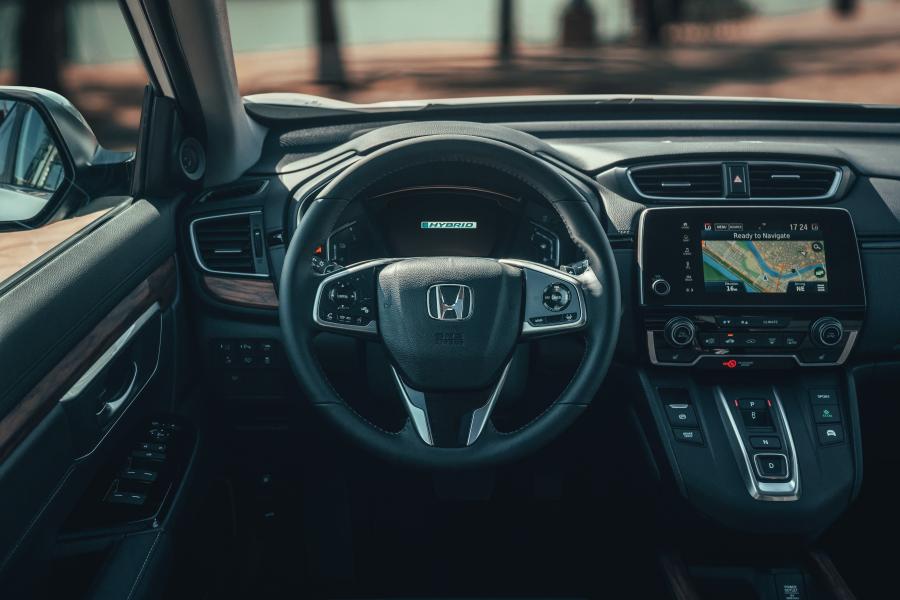 Торпедо Honda CR-V Hybrid 2018 года  (EU) (фото 36 из 56)